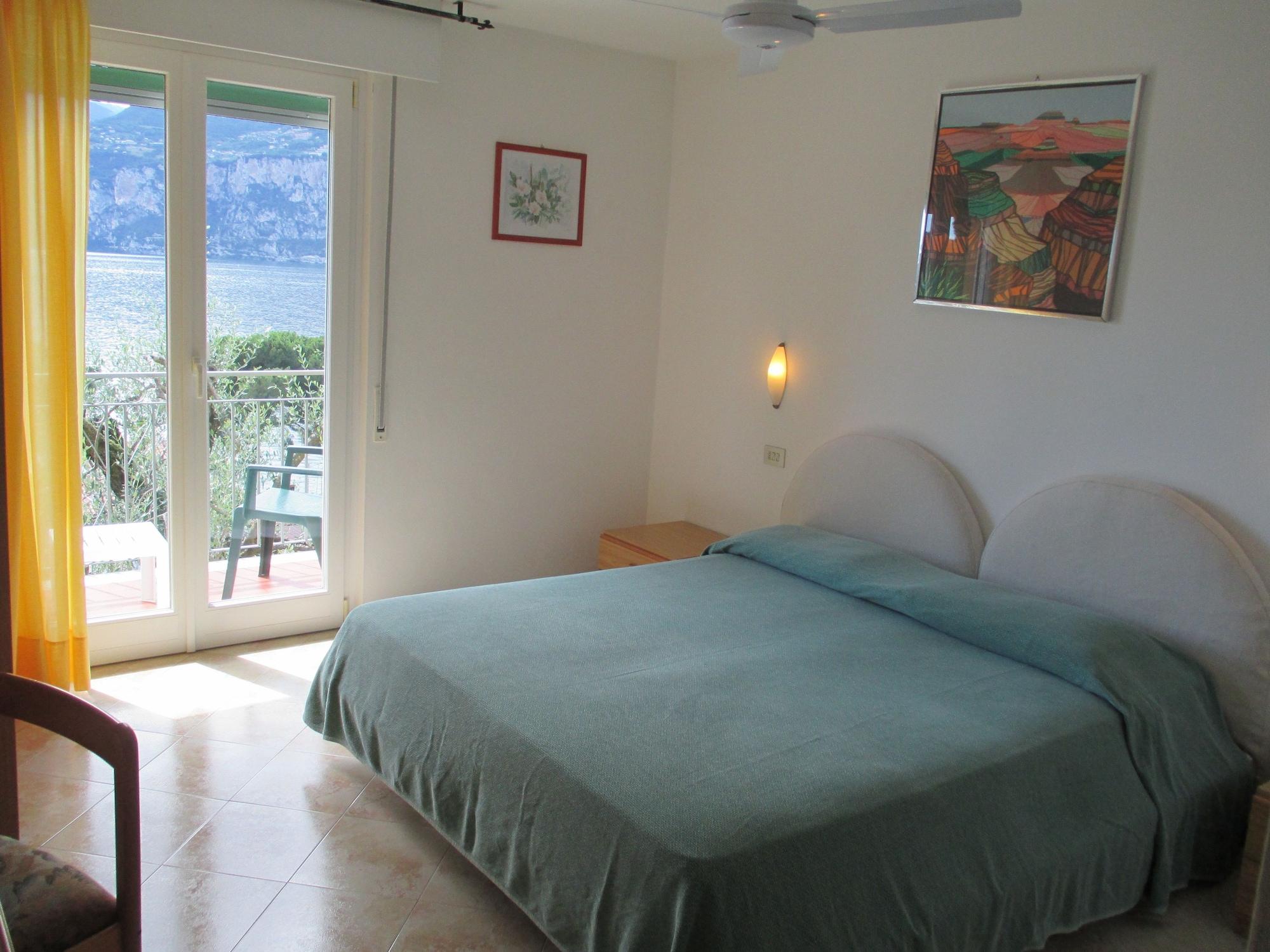 Hotel Casa Popi Μαλτσεζίνε Εξωτερικό φωτογραφία