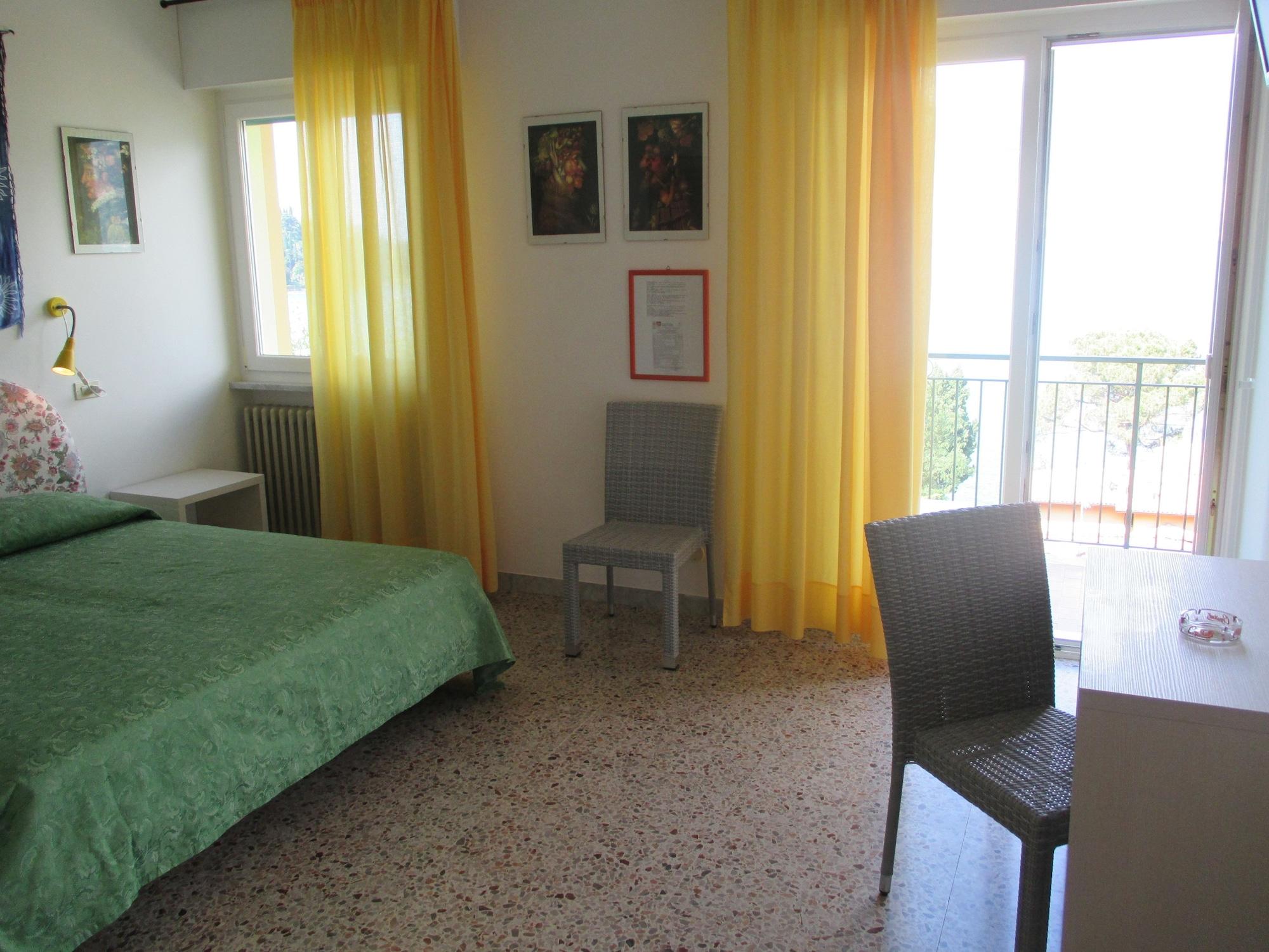 Hotel Casa Popi Μαλτσεζίνε Εξωτερικό φωτογραφία