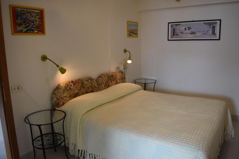 Hotel Casa Popi Μαλτσεζίνε Εξωτερικό φωτογραφία