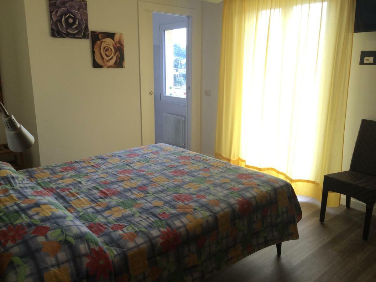 Hotel Casa Popi Μαλτσεζίνε Εξωτερικό φωτογραφία